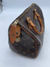 Load image into Gallery viewer, Louis Vuitton Speedy Handbag Monogram Canvas 25
