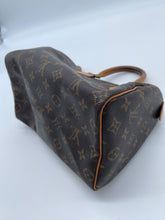 Load image into Gallery viewer, Louis Vuitton Speedy Handbag Monogram Canvas 25