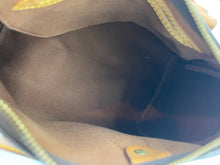 Load image into Gallery viewer, Louis Vuitton Speedy Handbag Monogram Canvas 25