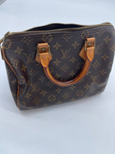 Load image into Gallery viewer, Louis Vuitton Speedy Handbag Monogram Canvas 25
