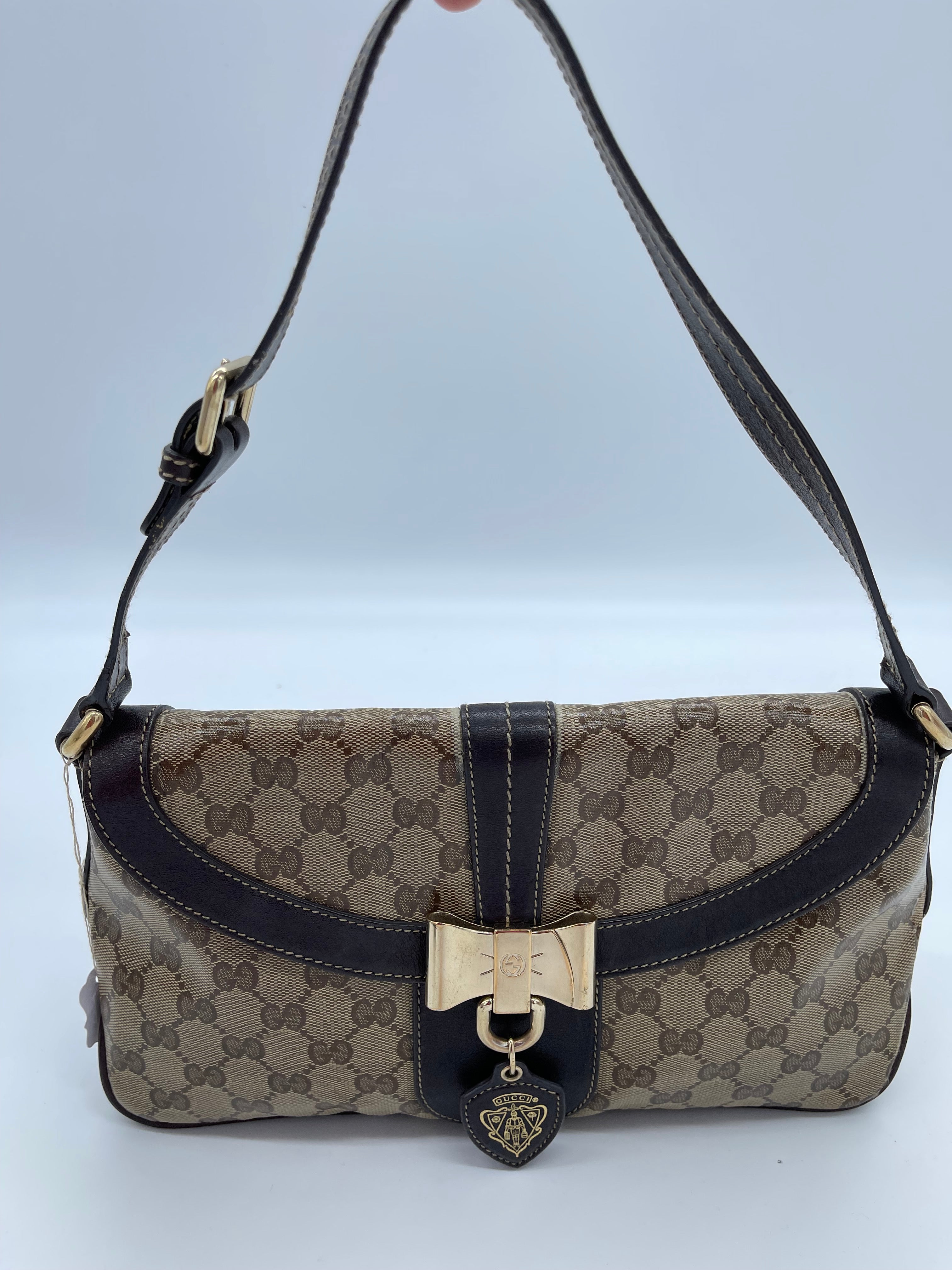 Louis Vuitton Viva Cite GM Shoulder Bag – LUXURIZZ