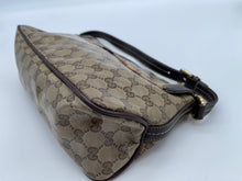 Load image into Gallery viewer, Gucci Duchessa Flap Shoulder Bag With GG Crystal