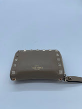 Load image into Gallery viewer, Valentino Garavani Rockstud Coin Purse