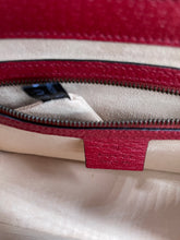 Load image into Gallery viewer, Gucci Gg Supreme Queen Margaret 2Way Handbag