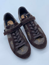 Load image into Gallery viewer, Louis Vuitton Sneaker