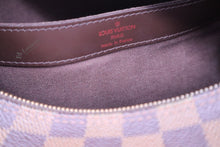 Load image into Gallery viewer, Louis Vuitton Naviglio Crossbody Bag