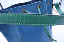 Load image into Gallery viewer, Louis Vuitton Noé Bucket Bag