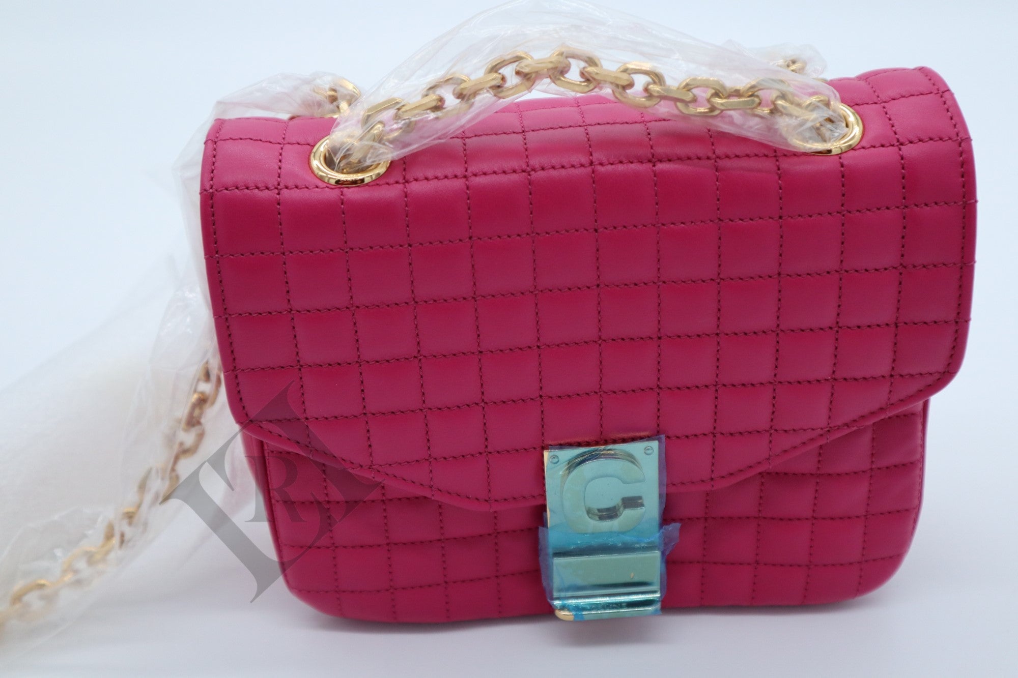 Cresent Bag in Pink With Chain Medium Size      #… in 2023