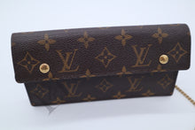 Load image into Gallery viewer, LV, Louis Vuitton Accordion Wallet with Chain