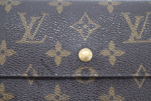 Load image into Gallery viewer, Louis Vuitton International Wallet