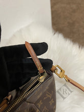 Load image into Gallery viewer, Louis Vuitton Monogram Turenne Crossbody Bag