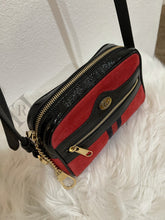 Load image into Gallery viewer, Gucci Ophidia Shoulder Crossbody in Red