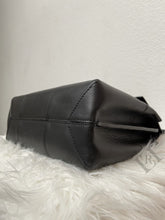 Load image into Gallery viewer, Tory Burch Leather Shoulder / Satchel Bag