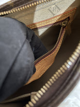 Load image into Gallery viewer, Louis Vuitton Looping Monogram Handbag