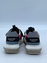 Load image into Gallery viewer, Valentino Garavani Sneakers
