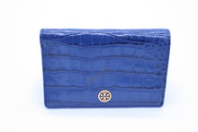 Load image into Gallery viewer, Tory Burch Parker Embossed Medium Slim Wallet
