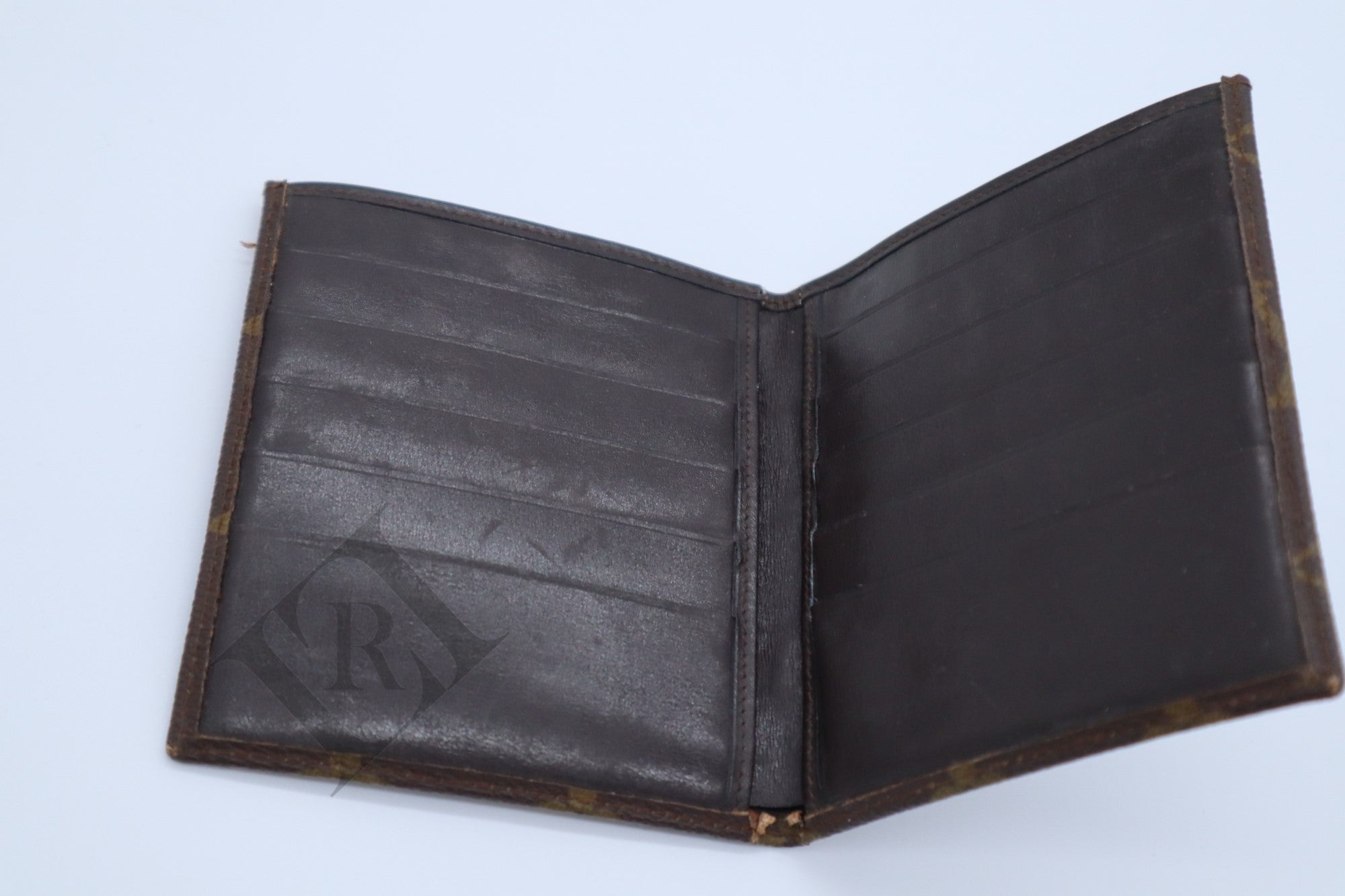 Authentic vintage louis vuitton bi fold double clasp wallet for Sale in San  Antonio, TX - OfferUp