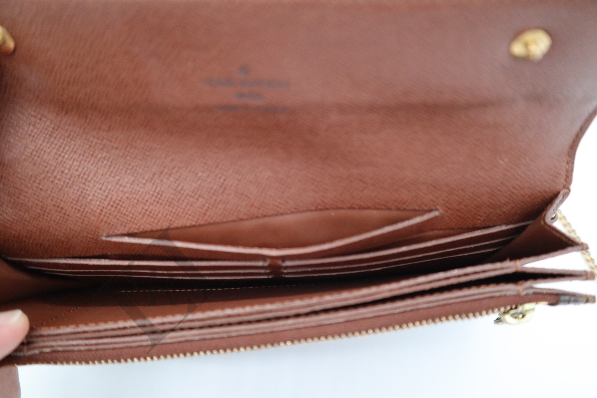 Louis Vuitton Brown Men's Damier Chain Accordion Wallet – MISLUX