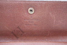 Load image into Gallery viewer, Louis Vuitton International Wallet
