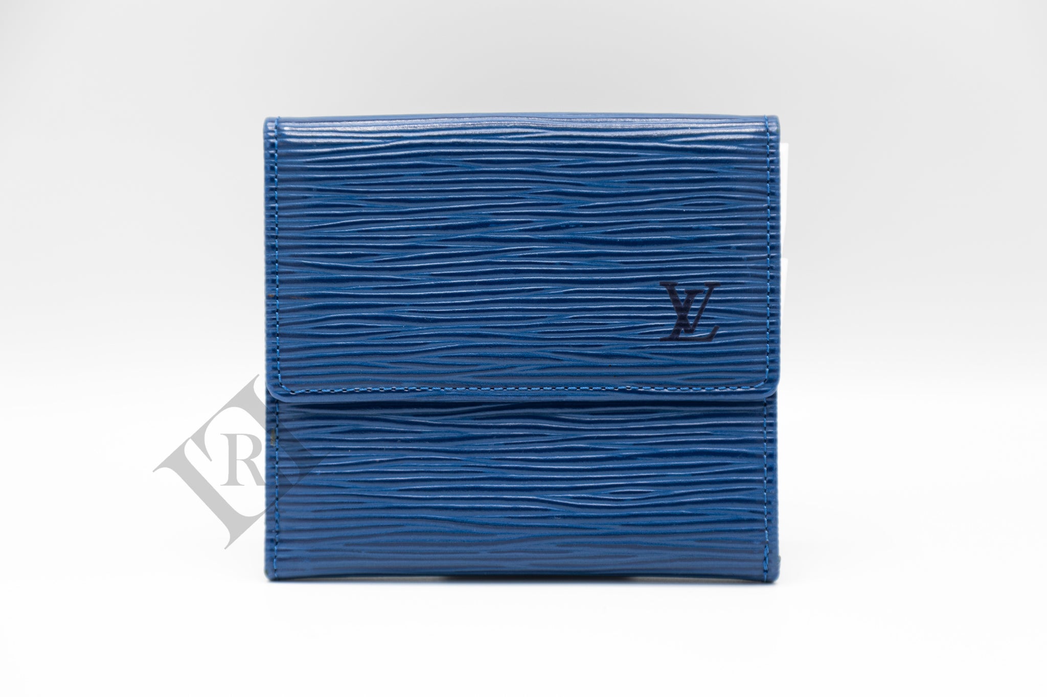 Louis Vuitton Passport Wallet – yourvintagelvoe